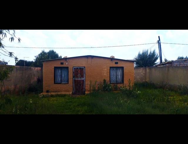 2 BEDROOM HOUSE FOR SALE IN DAVEYTON CENTRAL